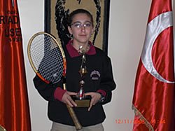 Bayanlar Teniste Funda ÖLMEZ Adana Şampiyonu...(19 Mayıs 2010)