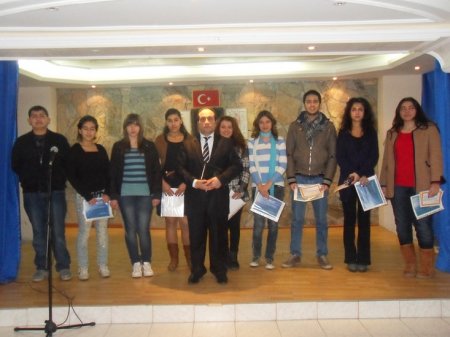 2011-2012 1.Döneminde Dereceye Giren Öğrencilere Başarı Belgeleri Verildi.(20 Ocak 2012)