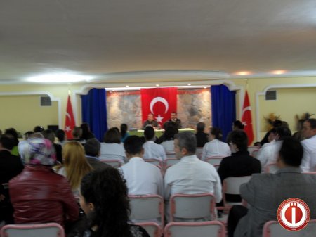 MNB Eğitim Danışmanlık Merkezinden Konferans Verildi.(13 Nisan 2011)