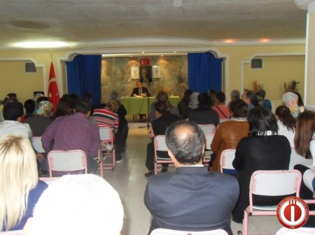 2011-2012 Öğretim yılı 2.dönem veli toplantısı yapıldı.(4 Nisan 2012)