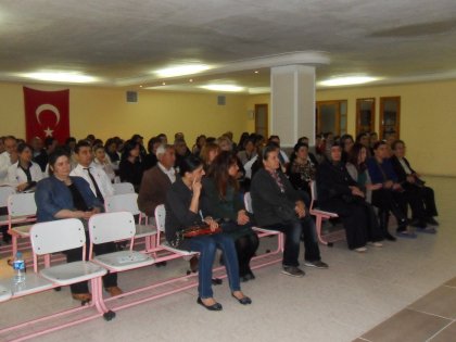 2012-2013 Öğretim yılı 2. Dönem veli toplantısı yapıldı (10 Nisan 2013)